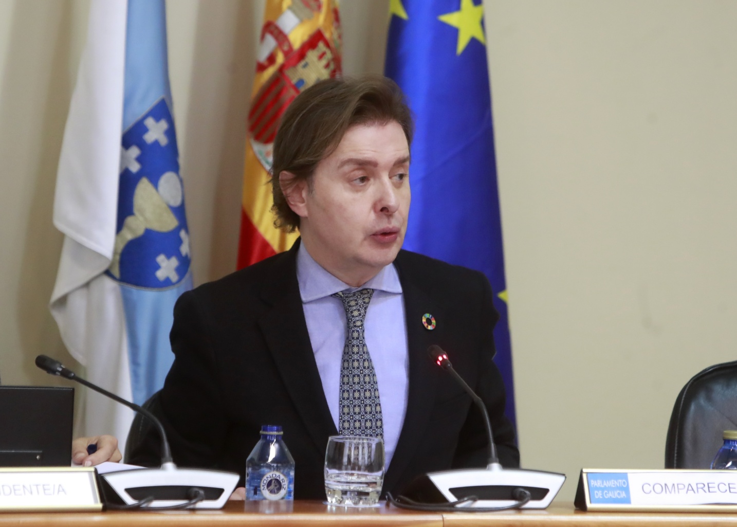 O director xeral de Relacins Exteriores e coa UE da Xunta, Jess Gamallo,comparecendo no Parlamento de Galicia. Fonte:  Xunta de Galicia 2019.jpg
